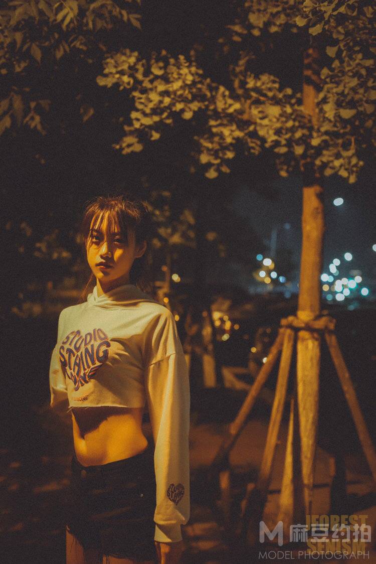 夜景模特