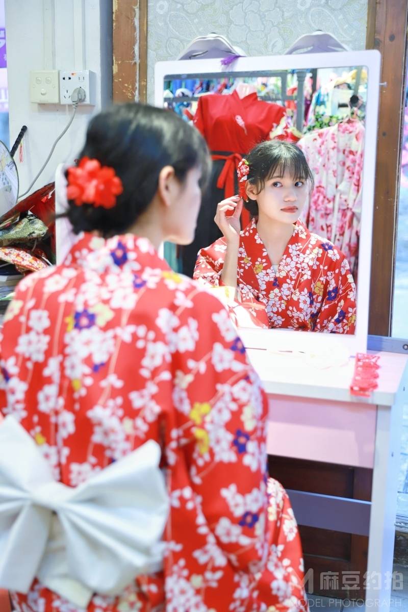清新模特