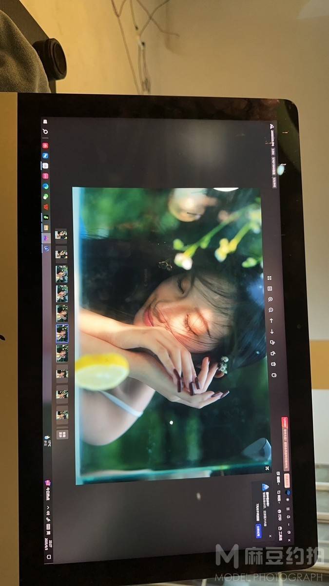 情绪模特