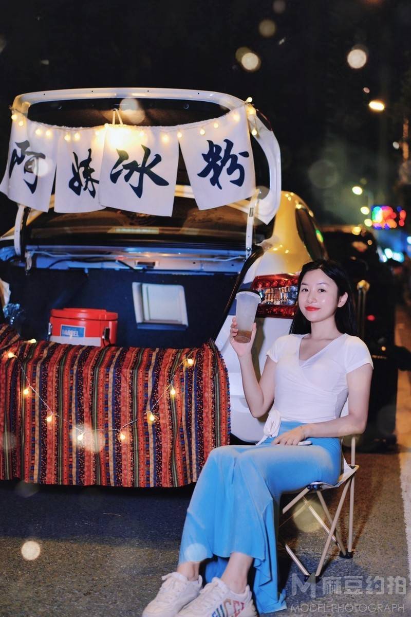 夜景模特