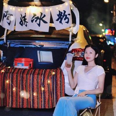 夜景模特