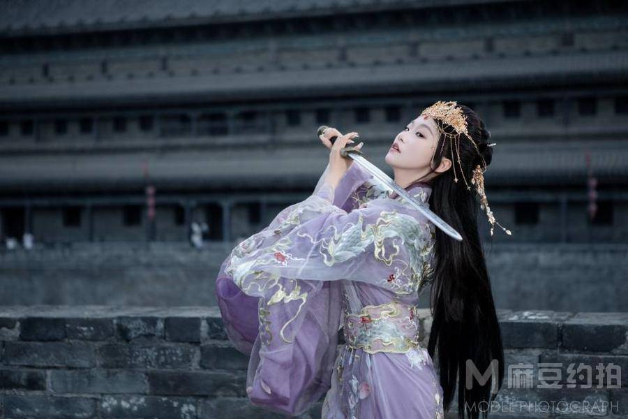 汉服模特