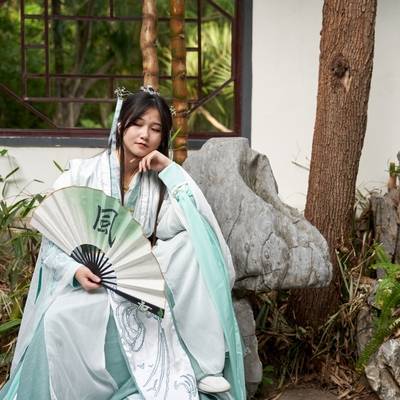 汉服模特