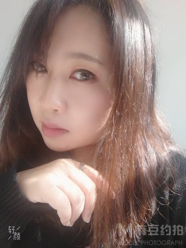 纪实模特