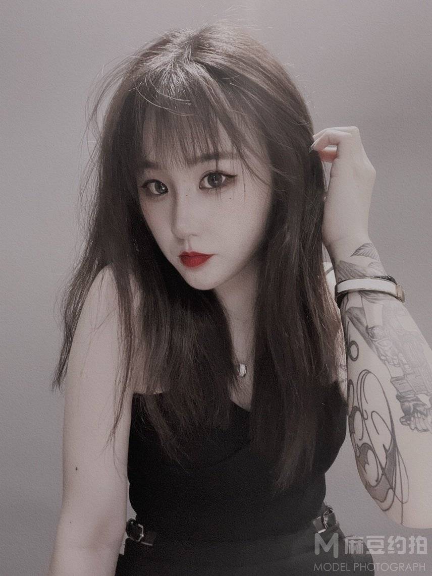 暗黑模特