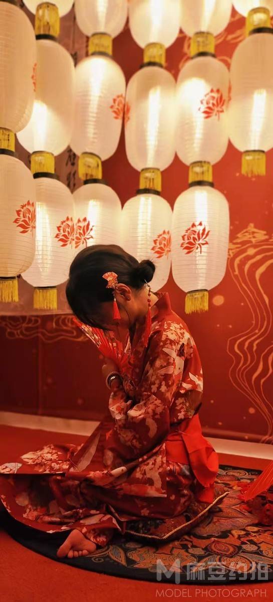 民国模特