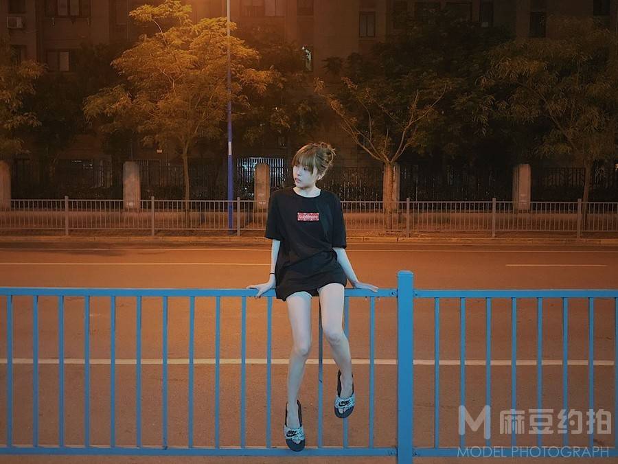 夜景模特