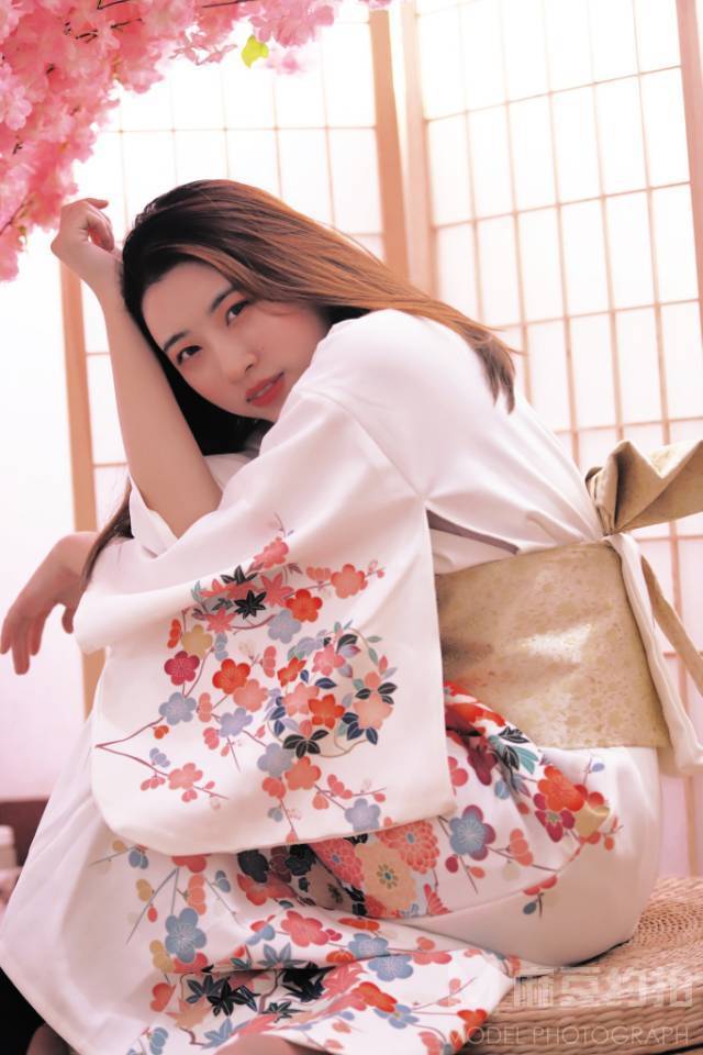 和服模特