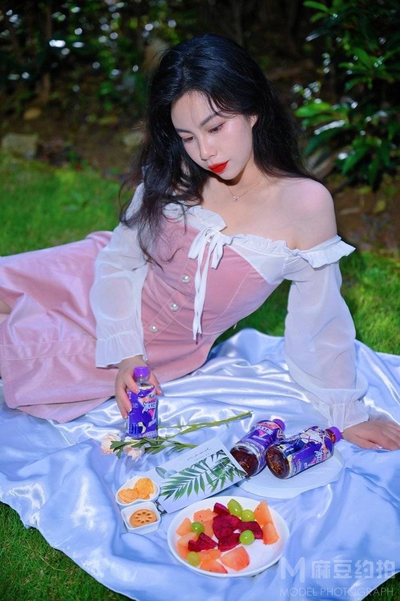 清新模特