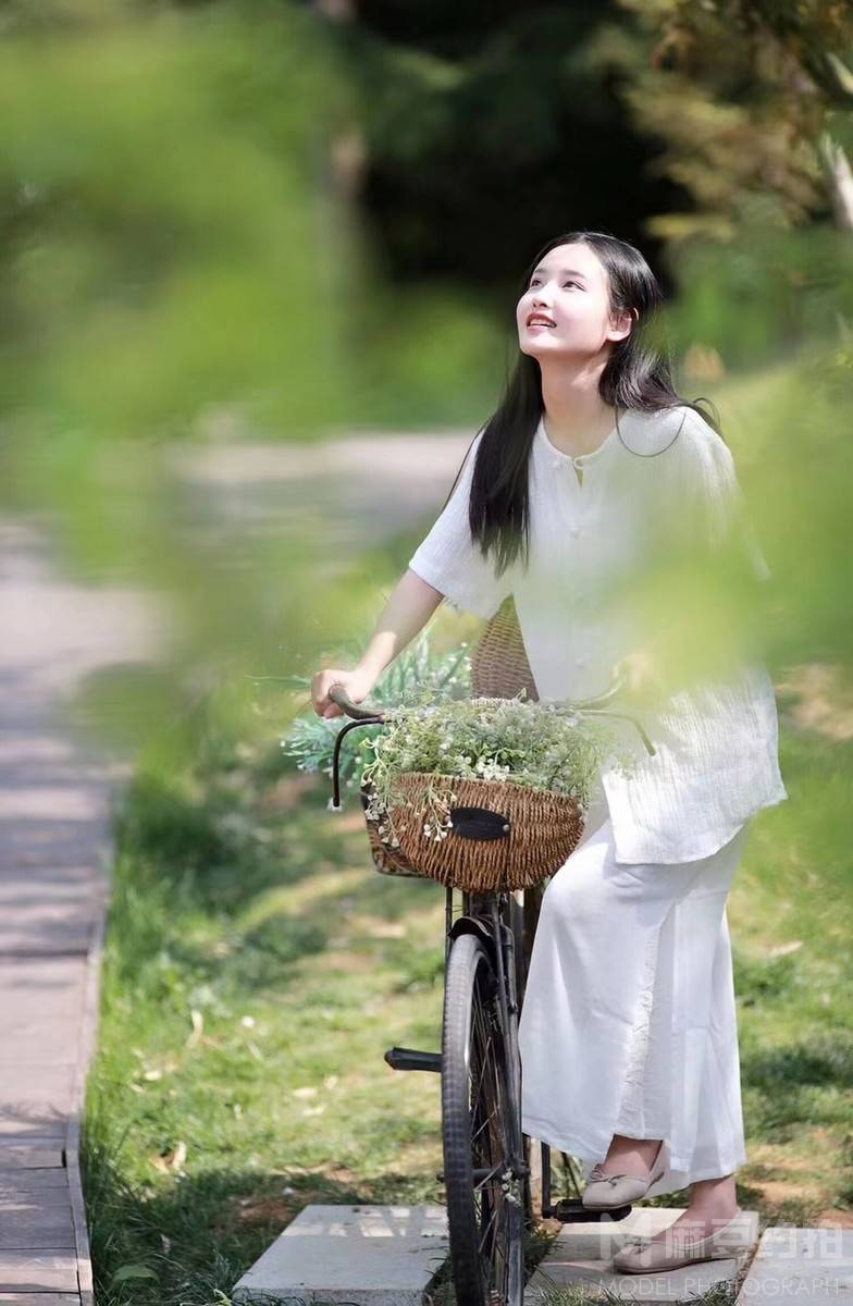 民国模特