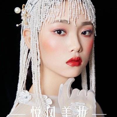 妆容模特
