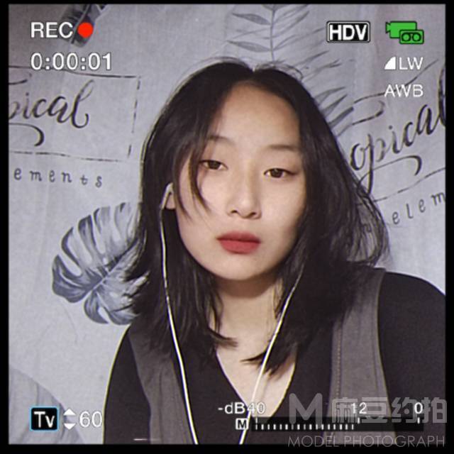 情绪模特