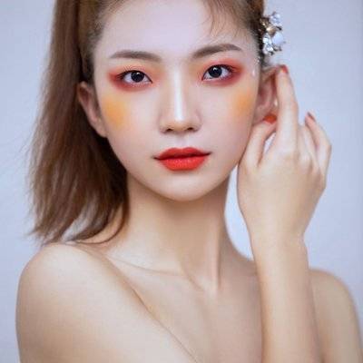 妆容模特