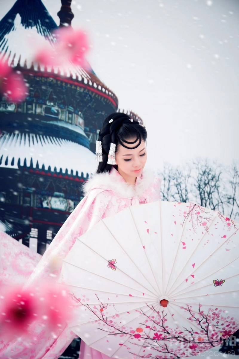 汉服模特