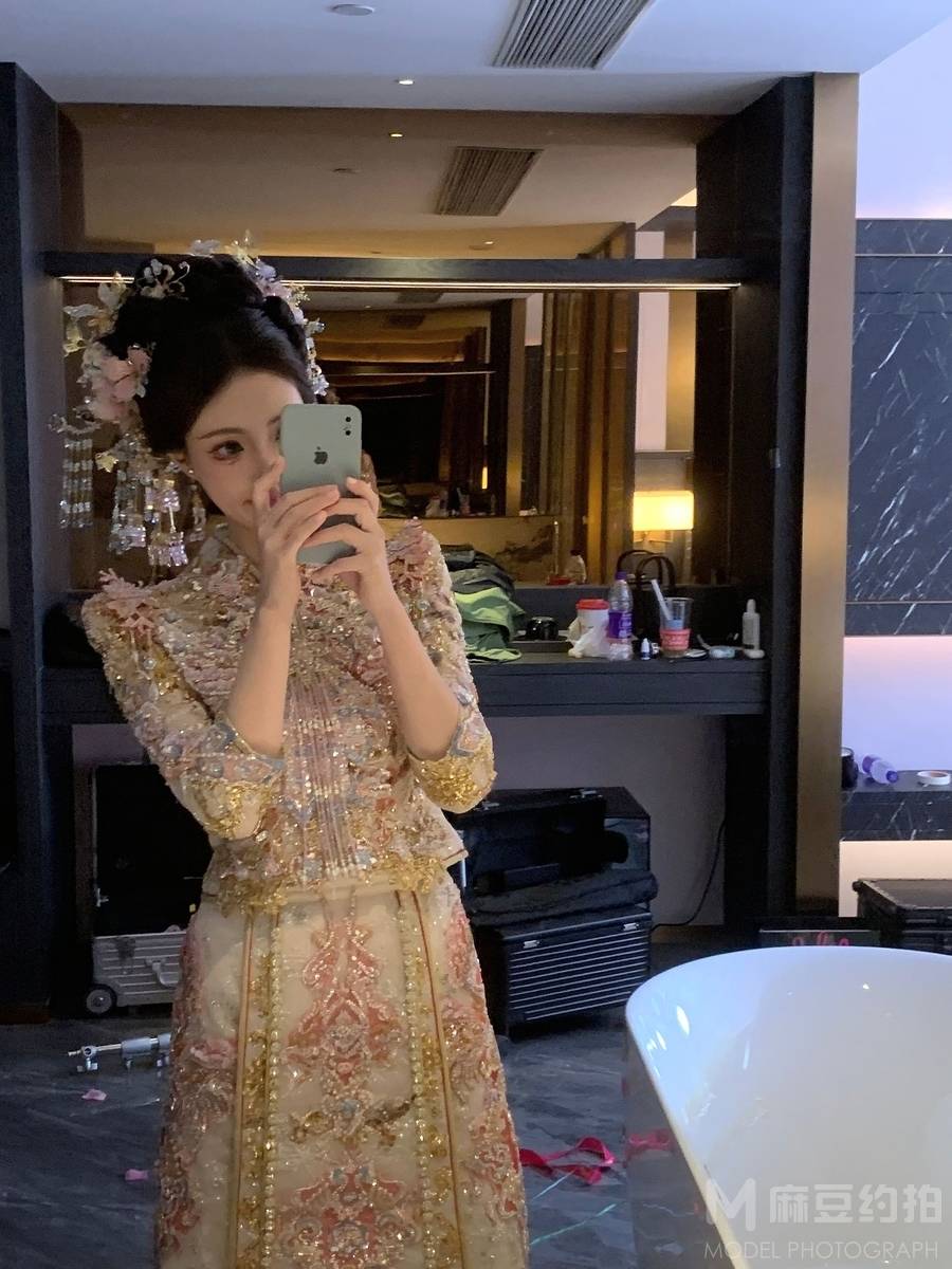 妆容模特