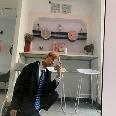 黑白模特