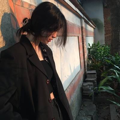 黑白模特