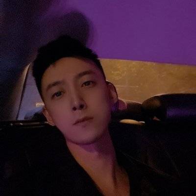 黑白模特