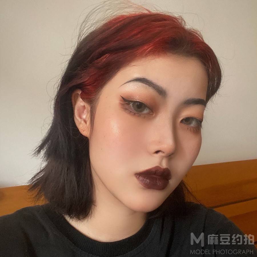暗黑模特