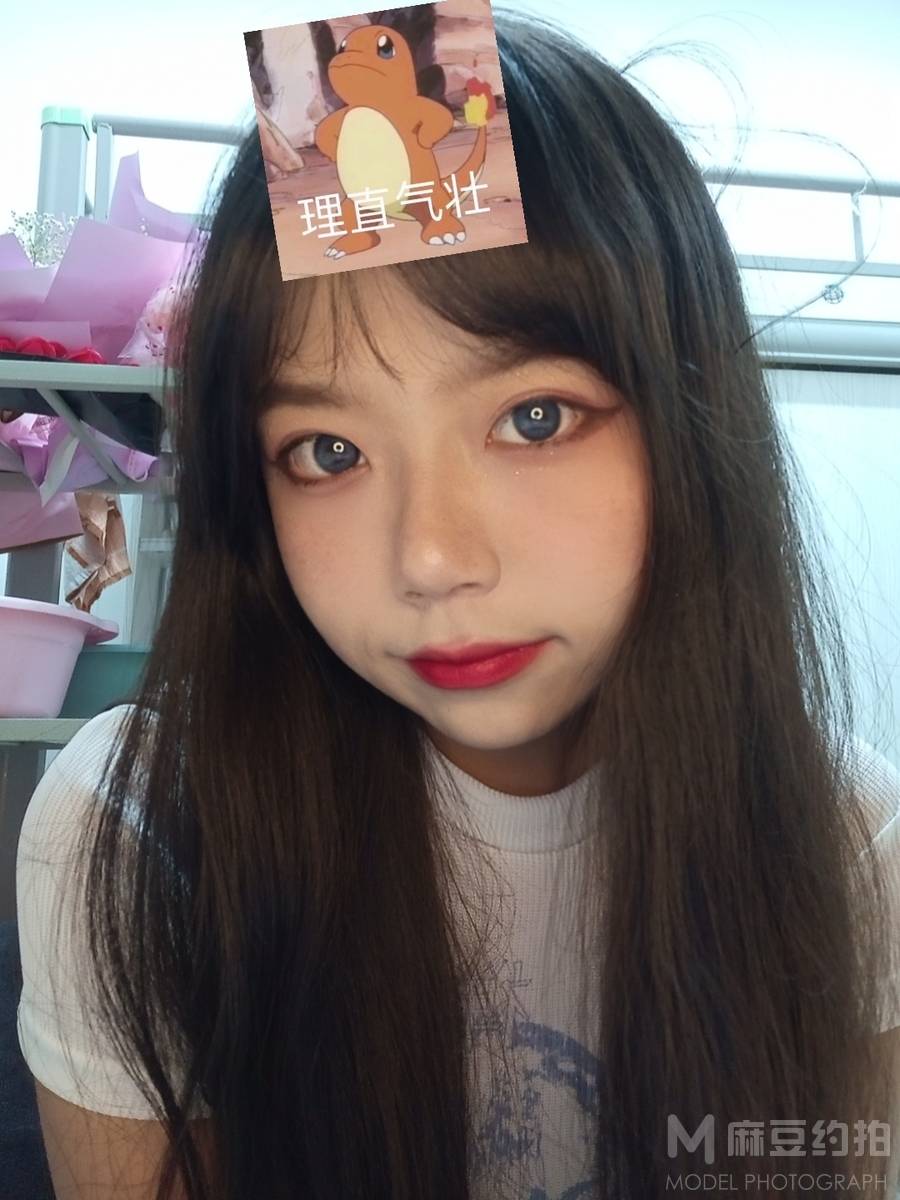 妆容模特