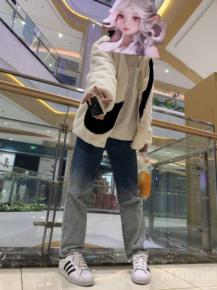 校园模特
