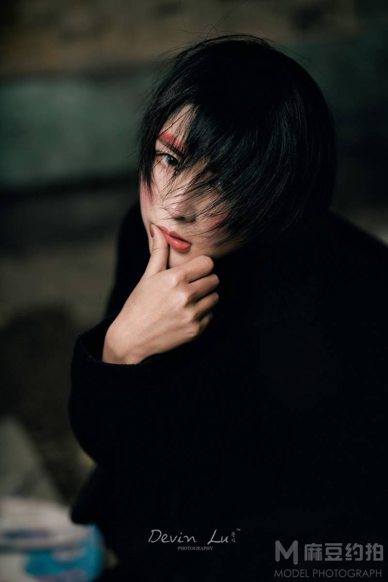 情绪模特