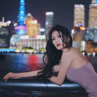夜景模特