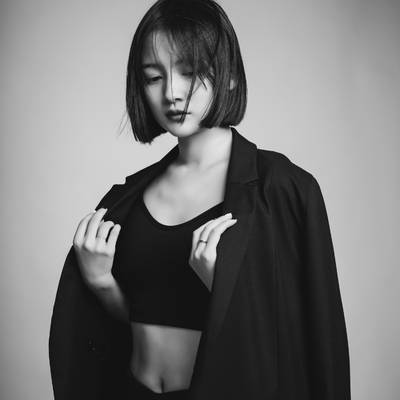 情绪模特
