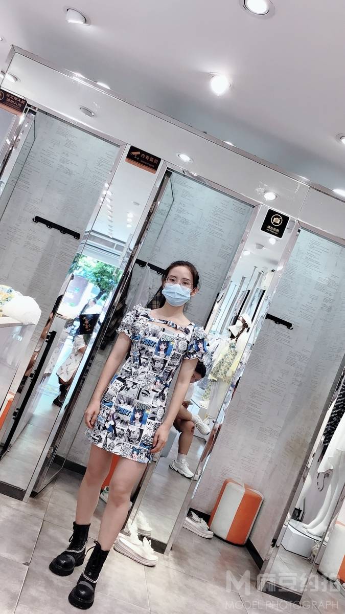 少女模特