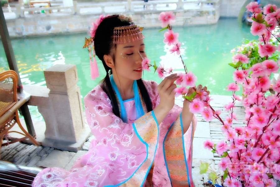 汉服模特