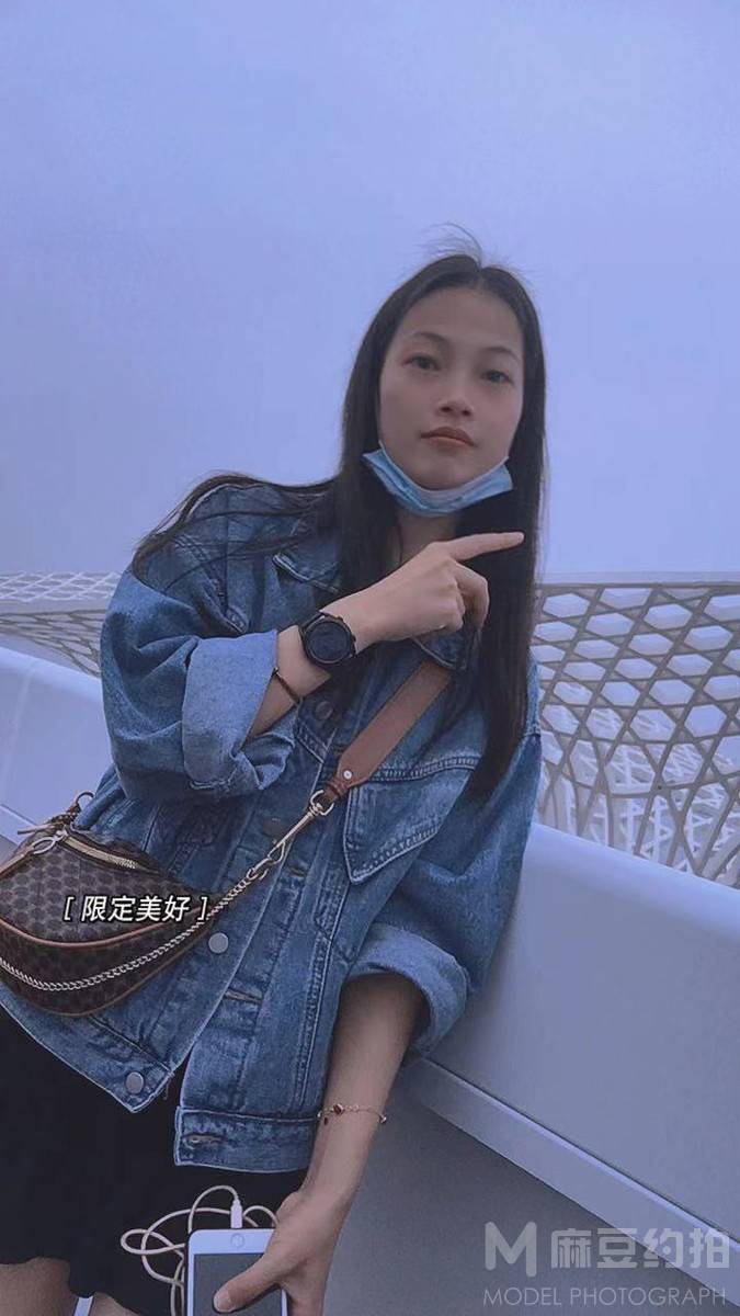 纪实模特