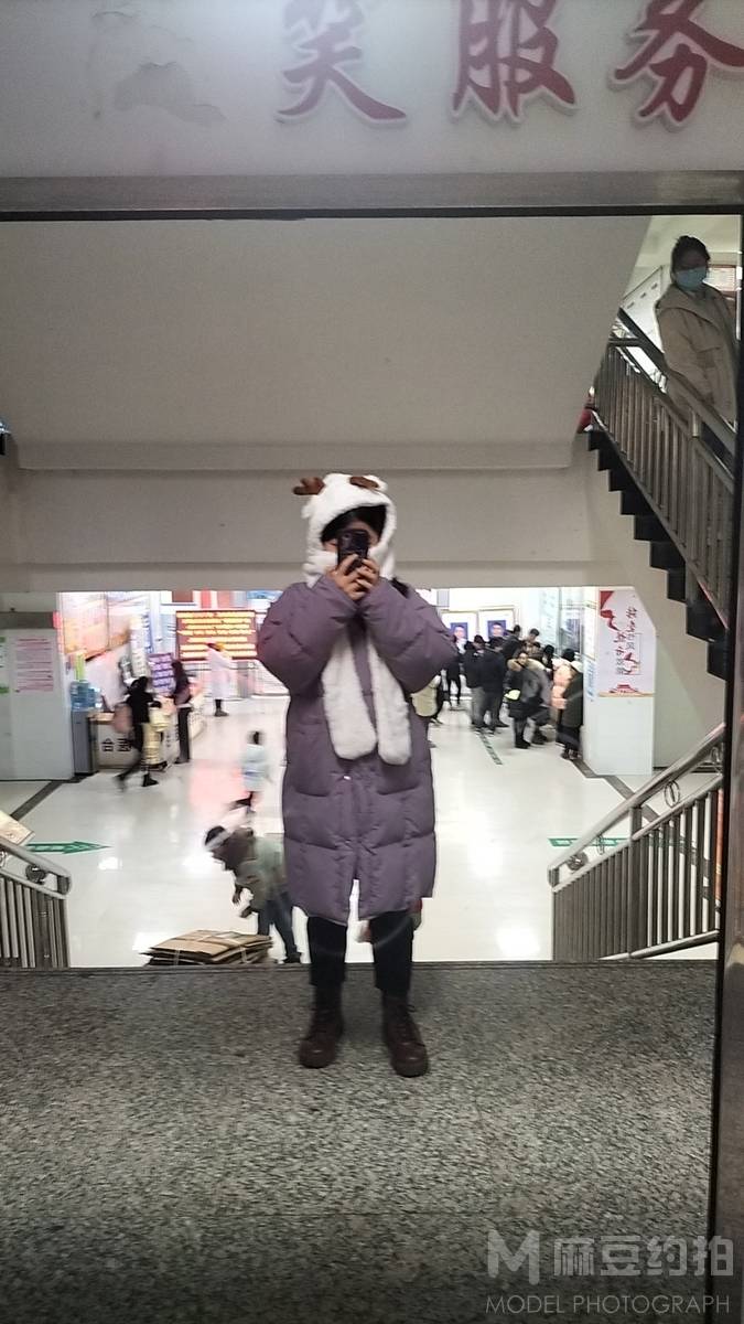 黑白模特