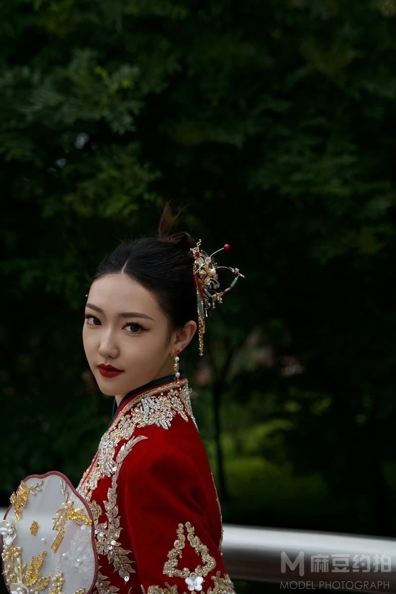 妆容模特