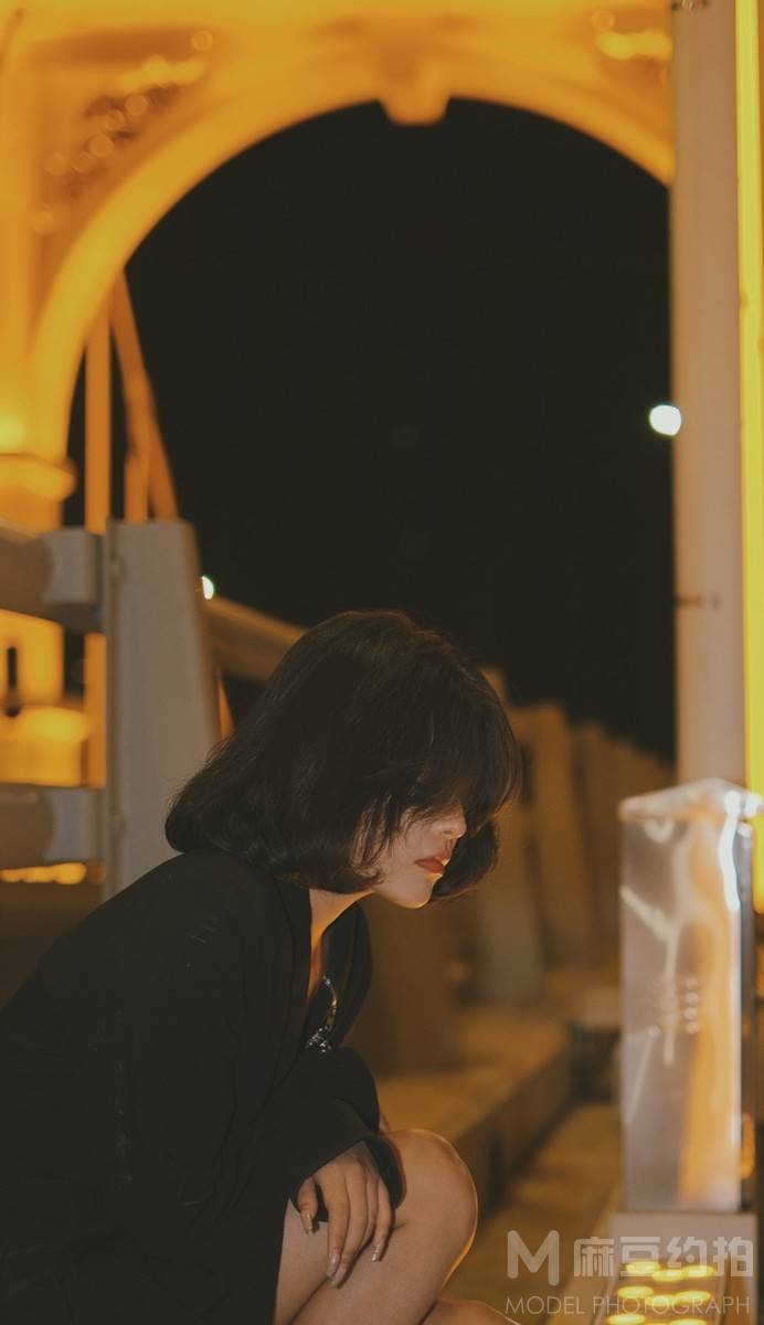 夜景模特