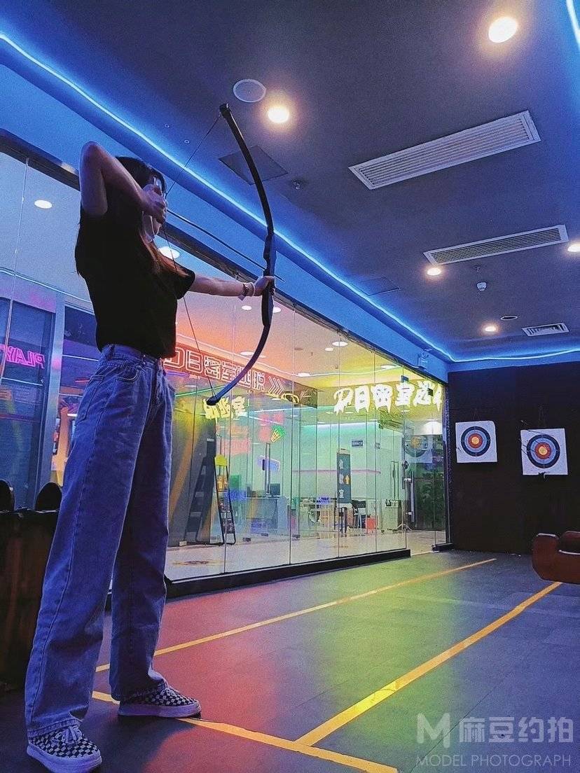 校园模特