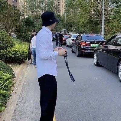 黑白模特