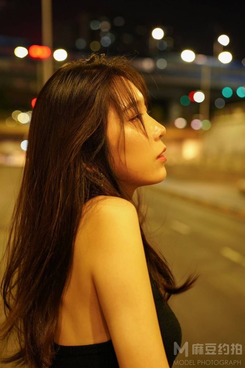夜景模特