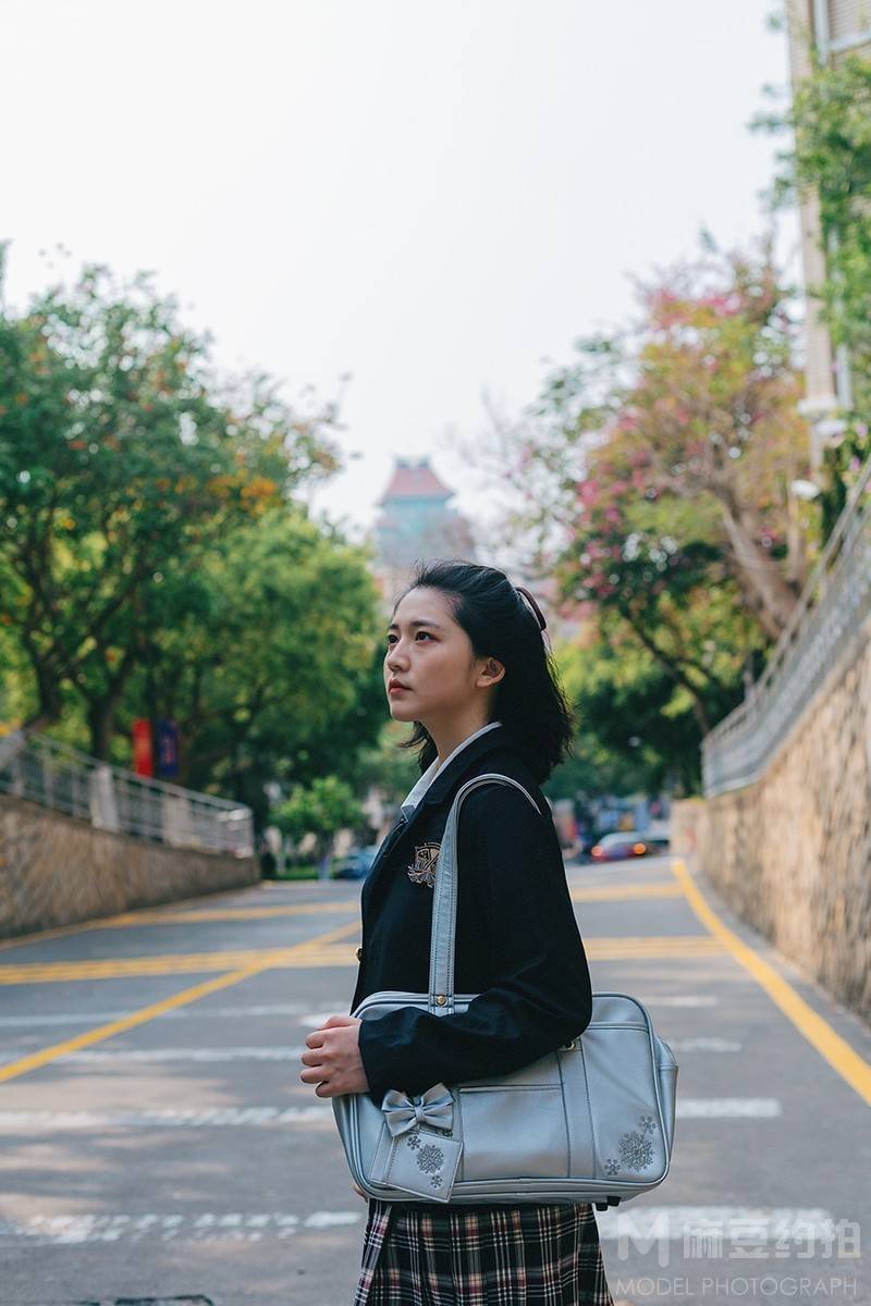 校园模特