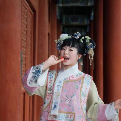 情绪模特