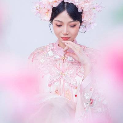 汉服模特
