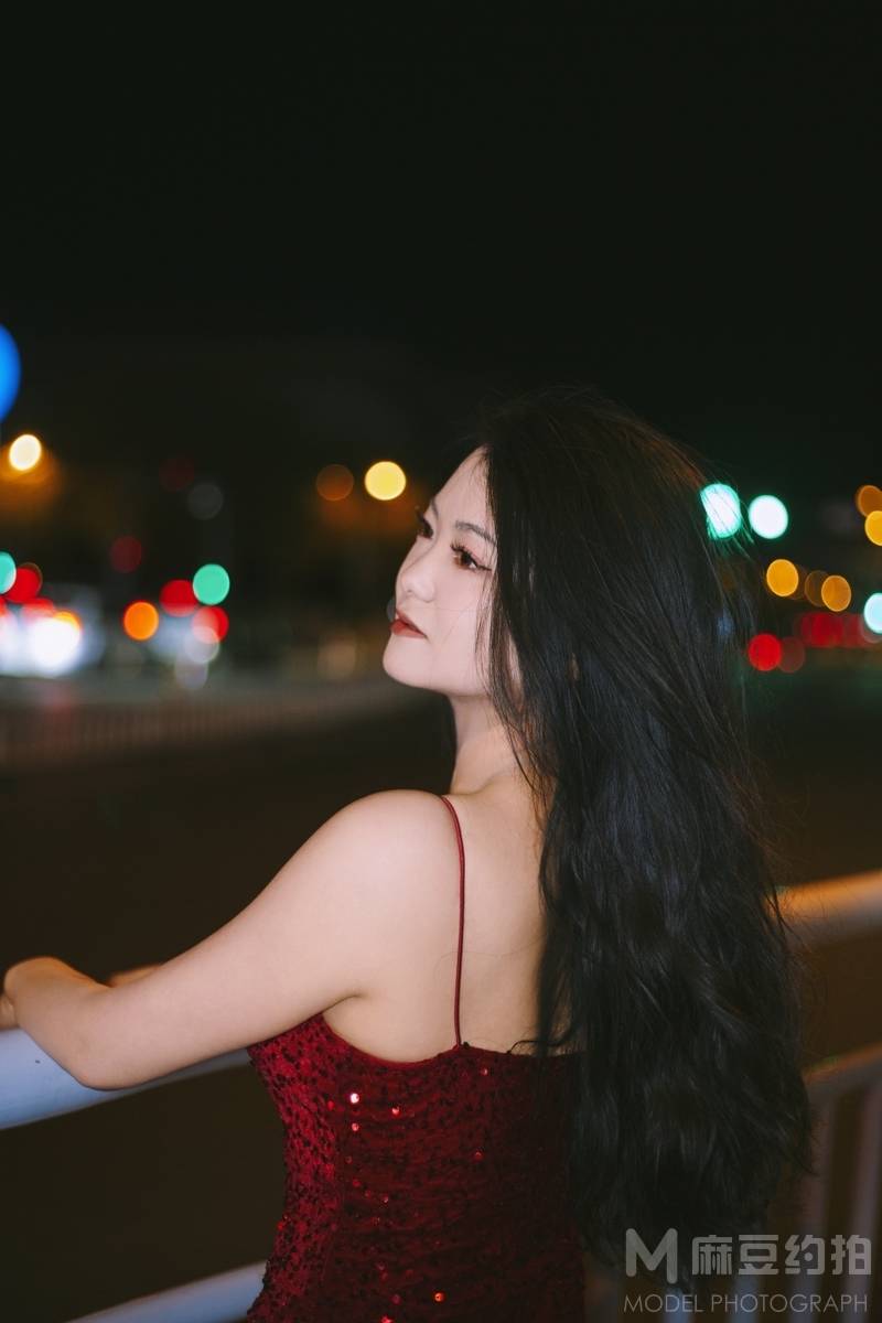 夜景模特