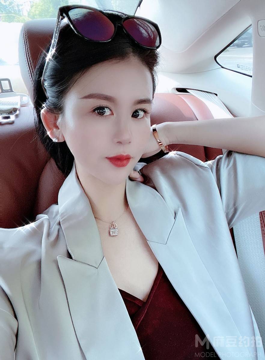 商务模特