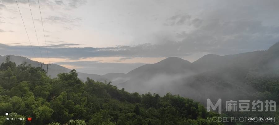 清新模特