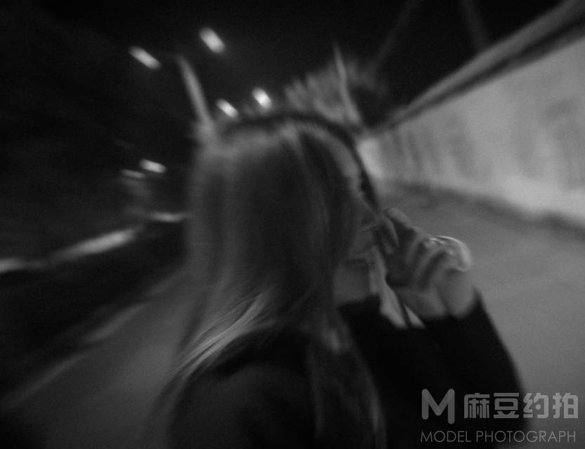 胶片模特