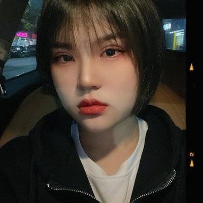黑白模特