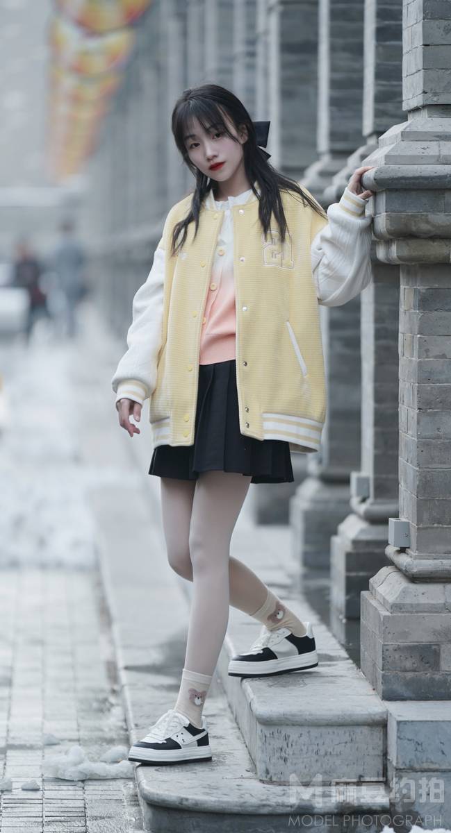 校园模特