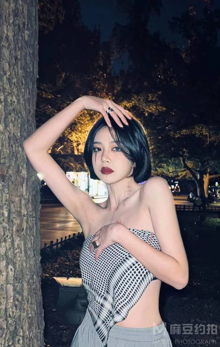 妆容模特