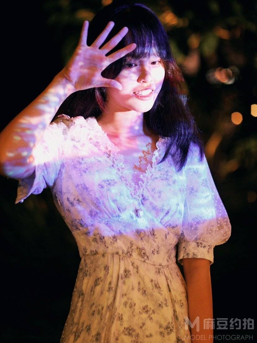 黑白模特