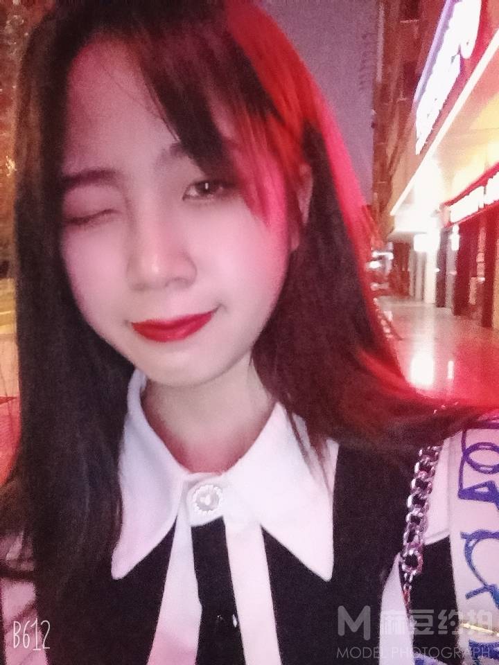 情侣模特