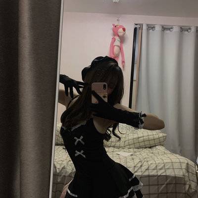 黑白模特